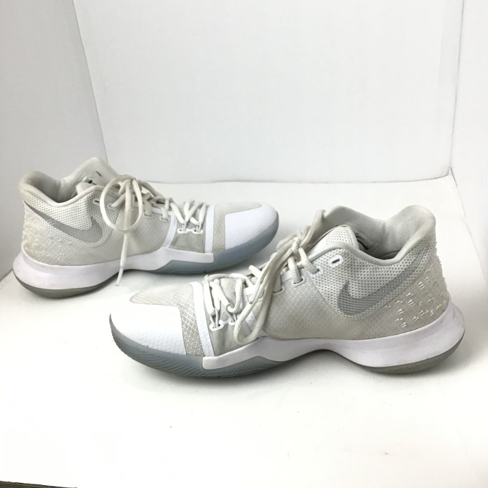 Nike Kyrie 3 White Chrome Size 9.5 - Picture 6 of 8